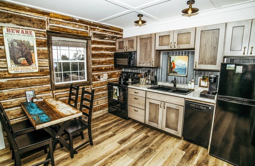 Columbia Falls Other | Highland Hill Farmstead - Glacier National Park lodging micro weddings & Events