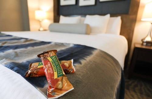 Fairfield Cabin | Highland Queen Suite | Comfort & Resort Access