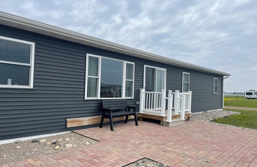 Devils Lake House | "Highlander" House 4 Bedroom, 3 Bath- Ackerman Valley