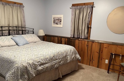 Livingston House | Hike, Fish, Explore! Minutes away from the Yellowstone River.