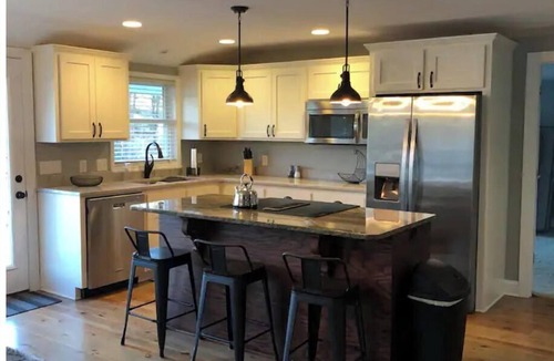 Ridgeway House | Hillside Haven on Lake Wateree- Entire House