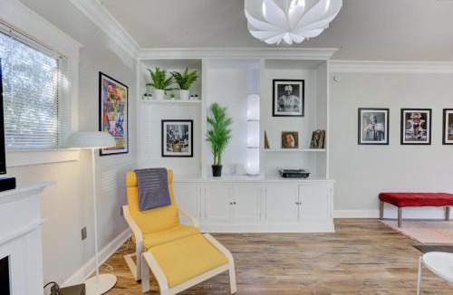 Midtown House | Hip and Spacious Midtown Cottage near Beale Street