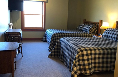 Dell Cabin | Historic 6,000 Sq. Ft. Former Hotel now Private Residence