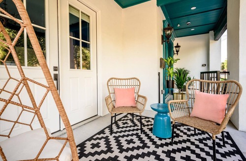 West End House | Historic Austin B&B: 4 Unique Suites, Sleeps 15!