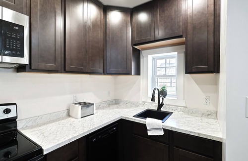 New Oxford Cottage | Historic Barker Cottage near Gettysburg