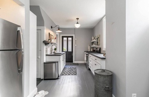 Marion House | Historic Charm with Modern Amenities