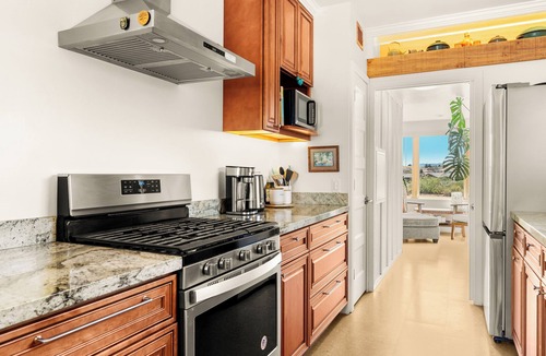 Clarkdale House | Historic Clarkdale House with Mountain Views
