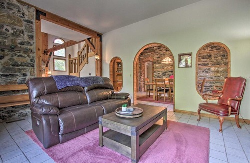 Helena House | Historic Helena Retreat - Near Dtwn and Mt Helena!