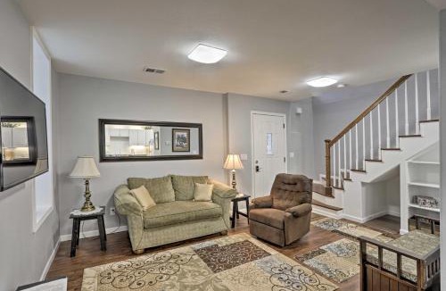 Laramie Apartment | Historic Laramie Condo - 3 Blocks to Downtown and UW