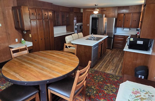 Cowley House | Historic Log Home in Beautiful Cowley