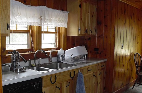 Ennis House | Historic Log Home in the Heart of Ennis