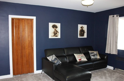 Miles City Apartment | Historic Montana Theater-Movie Themed Apartment