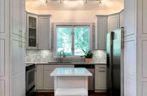Myers Park House | Historic Myers Park 3-Story Luxury Townhome on Queens Road