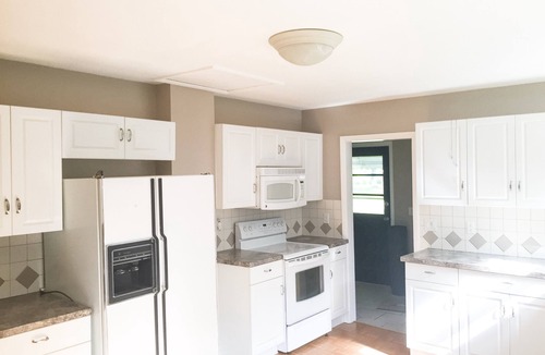 Streetsboro House | Historic Schoolhouse - Private Yet Central minutes from 480 and the Turnpike