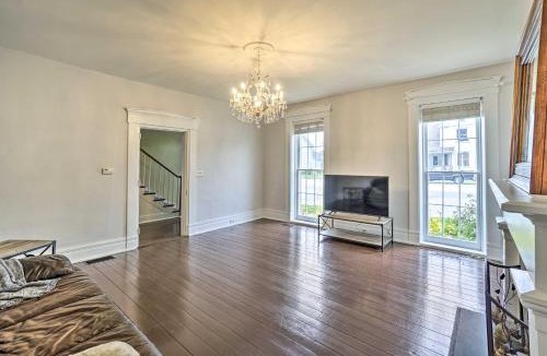 Troy House | Historic Troy Home Close to Shops with Fire Pit