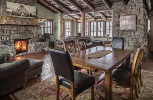 Big Sky House | Hobbit House