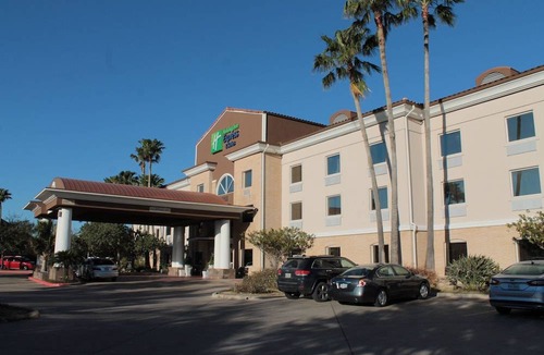 Brownsville Hotel | Holiday Inn Express Hotel and Suites Brownsville, an IHG Hotel