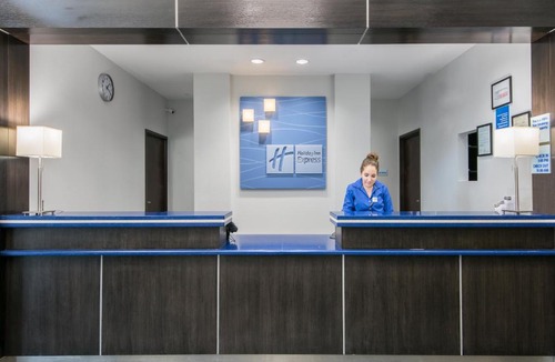 Greater Greenspoint Hotel | Holiday Inn Express and Suites Houston North - IAH Area by IHG