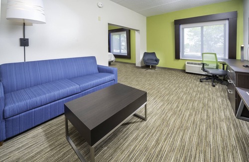 Garner Hotel | Holiday Inn Express Clayton (Se Raleigh) by IHG