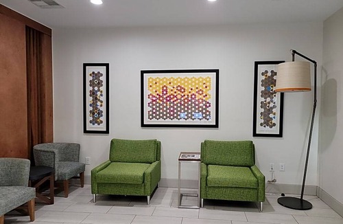 Vidor Hotel | Holiday Inn Express Hotel & Suites VIDOR SOUTH, an IHG Hotel