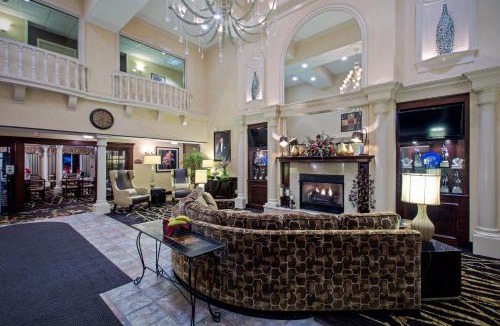 Warren Hotel | Holiday Inn Express Hotel & Suites Youngstown North-Warren/Niles by IHG