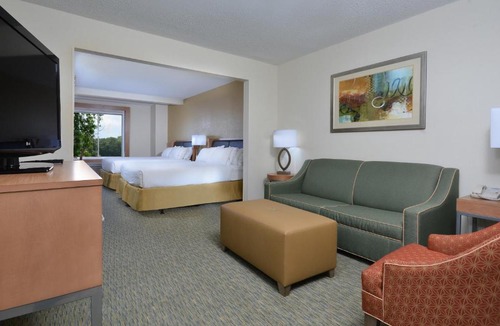 Archdale Hotel | Holiday Inn Express Hotel & Suites High Point South by IHG