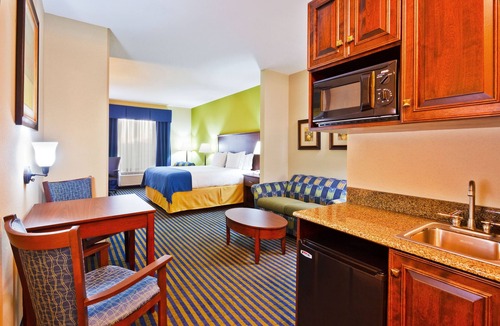 Ooltewah Hotel | Holiday Inn Express Hotel Ooltewah Springs-Chattanooga by IHG
