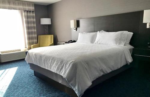 Sidney Hotel | Holiday Inn Express Sidney by IHG