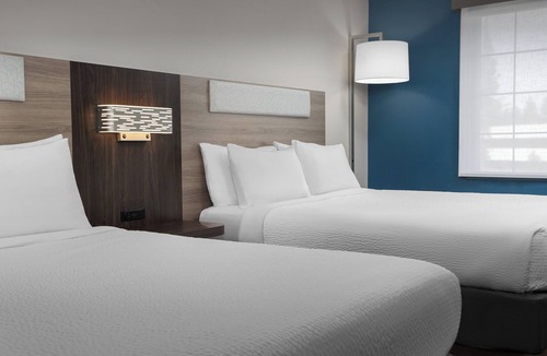 Spokane Hotel | Holiday Inn Express Spokane Airport by IHG