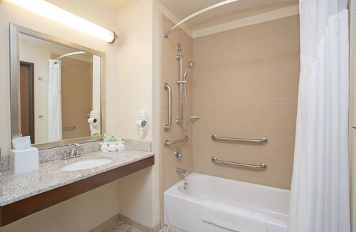 Glendive Hotel | Holiday Inn Express & Suites Glendive by IHG