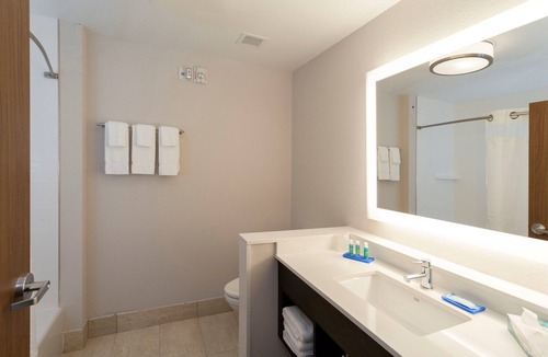 FM 1960 Hotel | Holiday Inn Express & Suites Houston North I-45 Spring by IHG