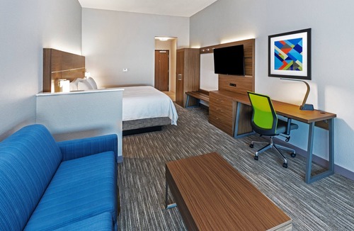 Northside Hotel | Holiday Inn Express & Suites Houston – Downtown North by IHG
