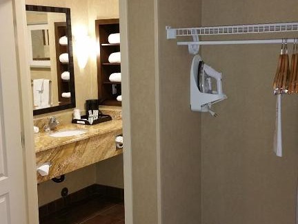 North Logan Hotel | Holiday Inn Express & Suites Logan by IHG