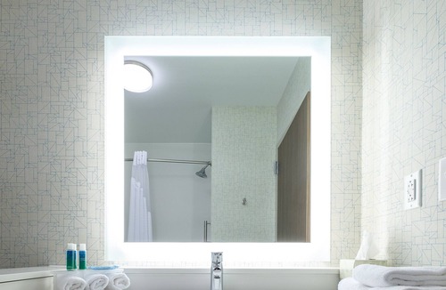 Eagan Hotel | Holiday Inn Express & Suites Eagan - Minneapolis Area by IHG