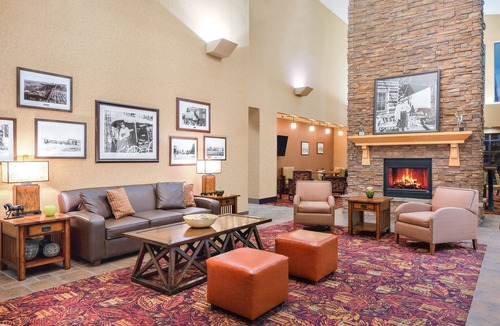 Gillette Hotel | Holiday Inn Express & Suites Gillette by IHG