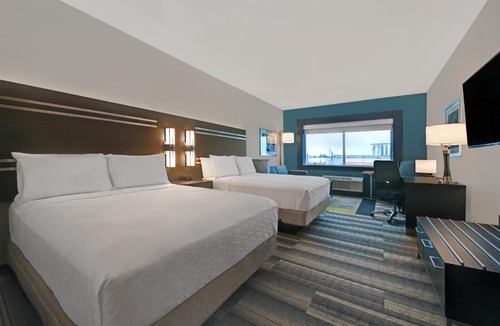 Memorial Hotel | Holiday Inn Express & Suites Memorial – CityCentre by IHG