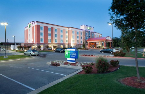 South Tulsa Hotel | Holiday Inn Express Tulsa South Bixby by IHG