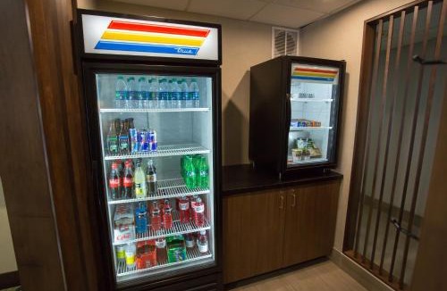 Wilmington Hotel | Holiday Inn Express Wilmington by IHG