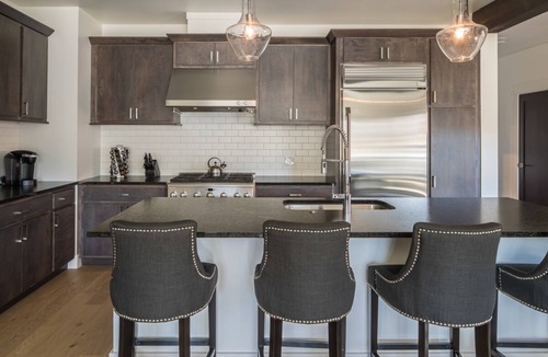 Big Sky Condo | Holiday Stays Available! Modern Townhouse Near Town Center with Private Hot Tub