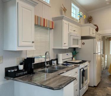 Holly Ridge Resort | Holly Ridge Retreat with Loft and Pet Friendly plus Long Term Stay Allowed
