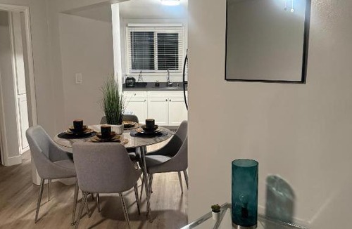 Hollywood Apartment | Hollywood Oasis with Resort Style Pool, Free Parking, Steps to Walk of Fame