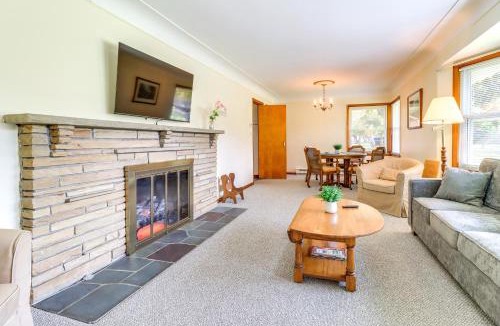 Southfield House | Home ~ 17 Mi to Detroit w/Patio & Grill!
