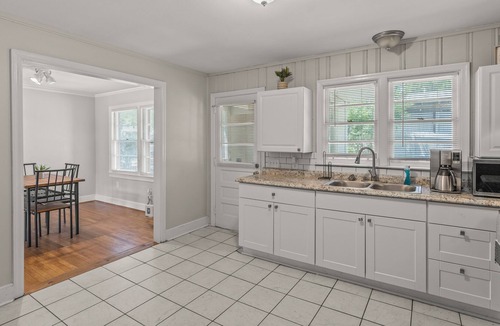 Columbia Cottage | Home away from home near Ft Jackson, USC, and Downtown Columbia