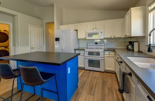 Gilbert House | Home w/Poolside Escape! 5 Mi to Dtwn Gilbert