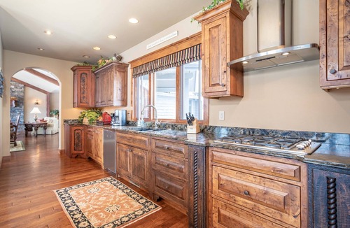 Kalispell House | Home w/private dock on Flathead River, hot tub & fireplaces - Flathead River Luxury Retreat