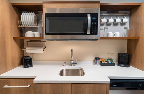 Greenacres Hotel | Home2 Suites by Hilton Bakersfield