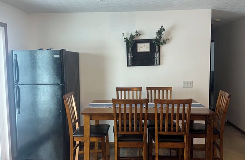 Oak Harbor House | Homestead Stays, Heart of the area's top attractions