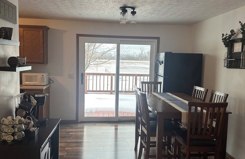 Oak Harbor House | Homestead Stays, Heart of the area's top attractions
