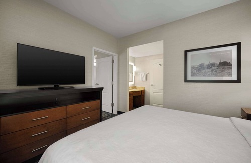 Greenacres Hotel | Homewood Suites by Hilton Bakersfield