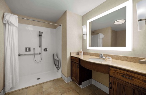 Greenacres Hotel | Homewood Suites by Hilton Bakersfield